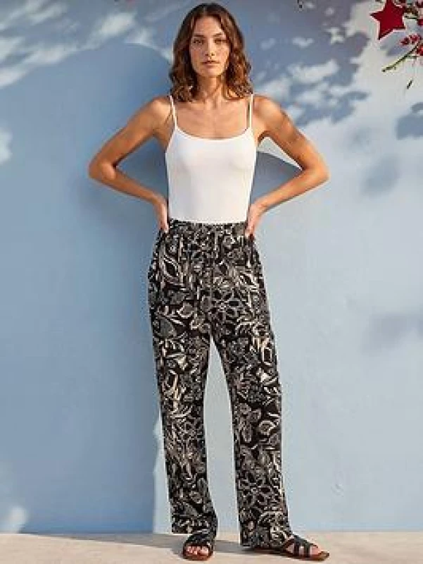 Image of Roman Womens Petite Floral Tapered Linen Blend Trousers in Black Size: 8 Black Female 8