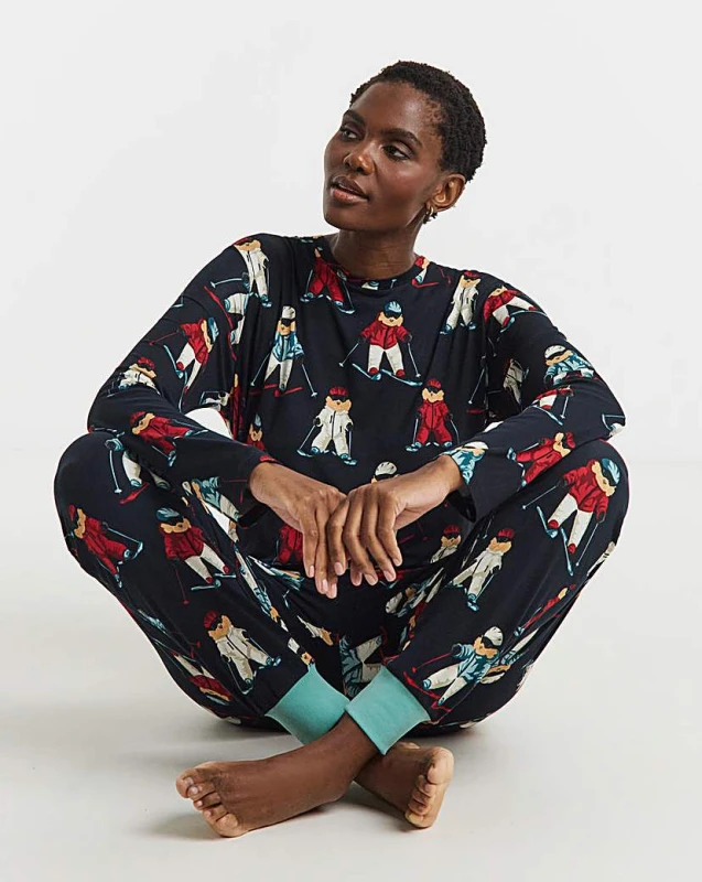 Image of Chelsea Peers Chelsea Peers Family PJ Set - Womens DOG Print - Chelsea Peers - Size: 22 DOG Print Female 22 NH49607