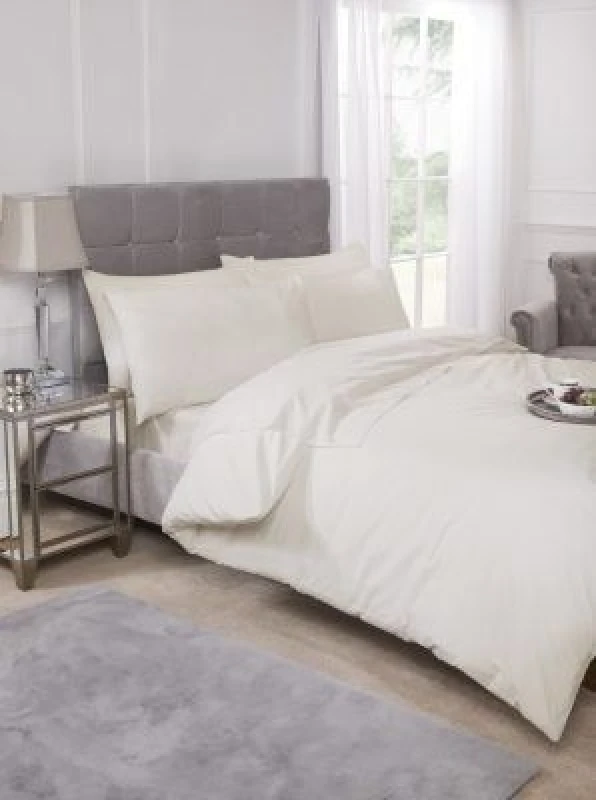 Image of New Edge Blinds Percale Duvet Set in Cream Size: Super King Cream Unisex Super King