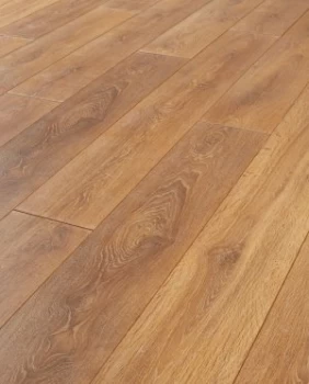 Image of Wickes Aspiran Oak Laminate Flooring
