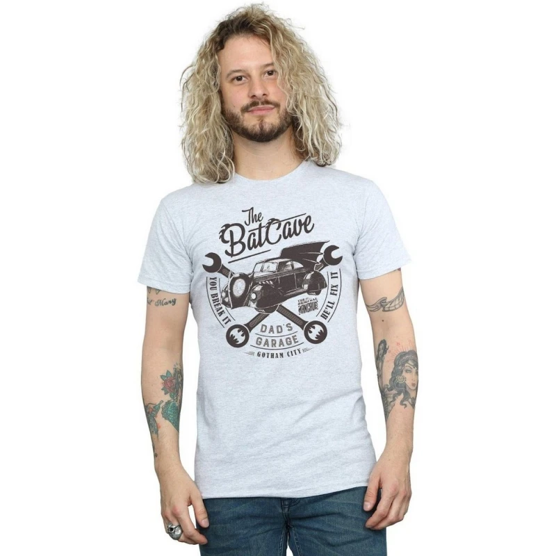 Image of Batman Batman Men The Batcave Car T-Shirt in Grey Size: Small Grey S Male 5063376539678