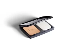 Image of Christian Dior Diorskin Forever Extreme Control Compact Foundation Color 022 Cameo 9g