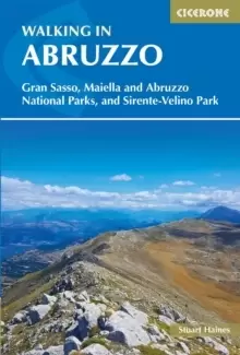 Image of Walking in Abruzzo : Gran Sasso, Maiella and Abruzzo National Parks, and Sirente-Velino Regional Park