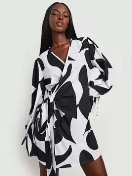 image of Boohoo Abstract Printed Volume Sleeve Wrap Dress - Black/White, Size 10, Women