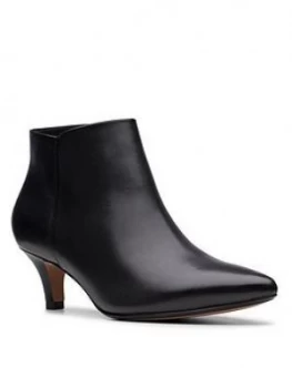 Image of Clarks Linvale Sea Wdie Fit Shoe Boot