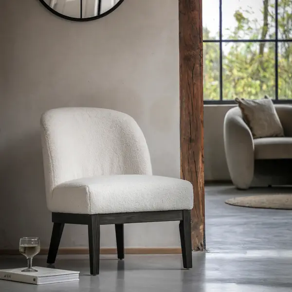 Image of Tempe Chair, Fabric Vanilla