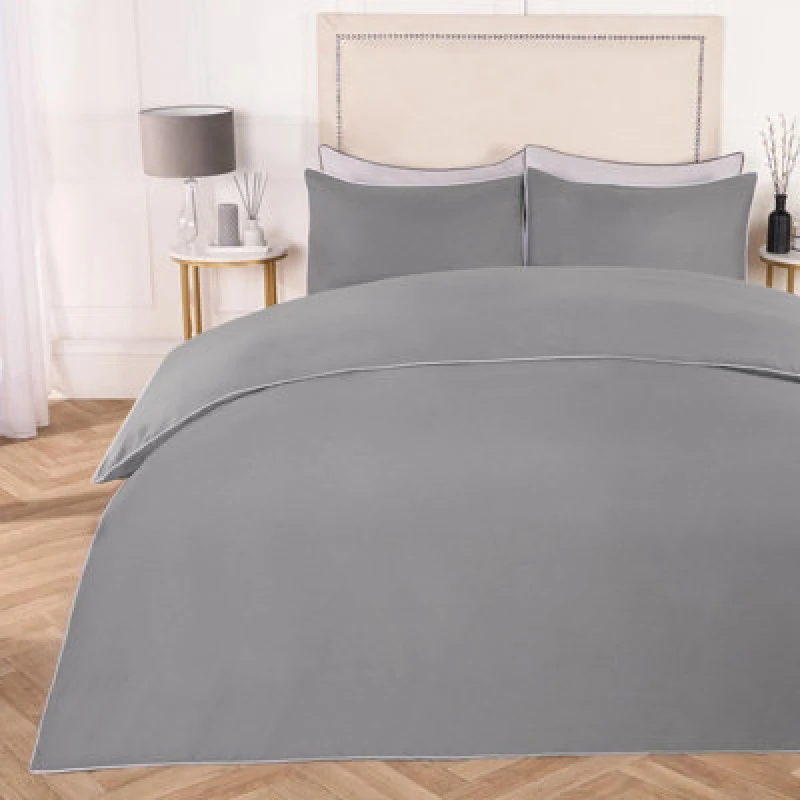 Image of OHS OHS Piped Edge Bedding Set Soft Duvet Cover with Pillowcase in Charcoal Size: Double Charcoal Double Unisex 5027434204274