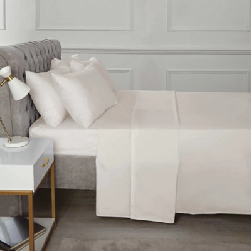 Image of Rapport Home TH Percale Fitted Sheet in Cream Size: King Cream Unisex King