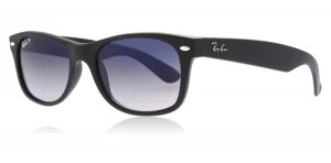 image of Ray-Ban RB2132 Sunglasses Black 601S78 Polariserade 52mm