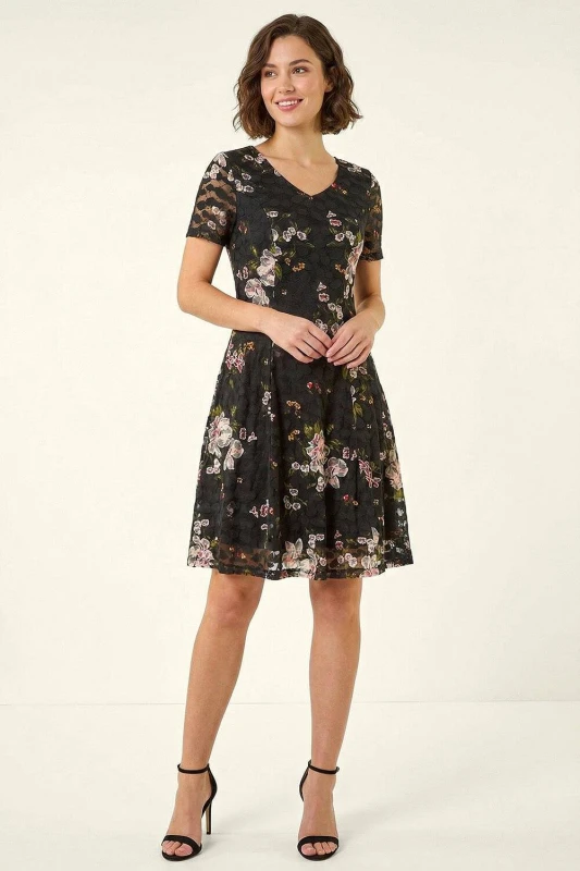 Image of Roman Womens Floral Print Lace Stretch Dress in Black Size: 18 Black Female 18