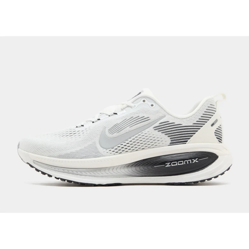 Image of Running shoes Nike Vomero 18 Blanc Male 40