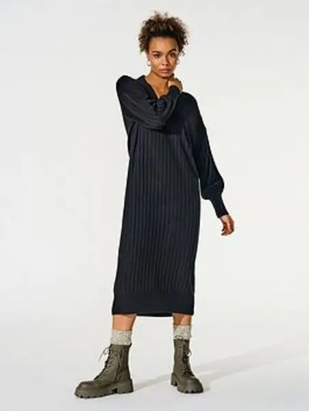 Image of Only Black / Black Tessa L/S Midi Knit V Dress Black Female M 199745UK