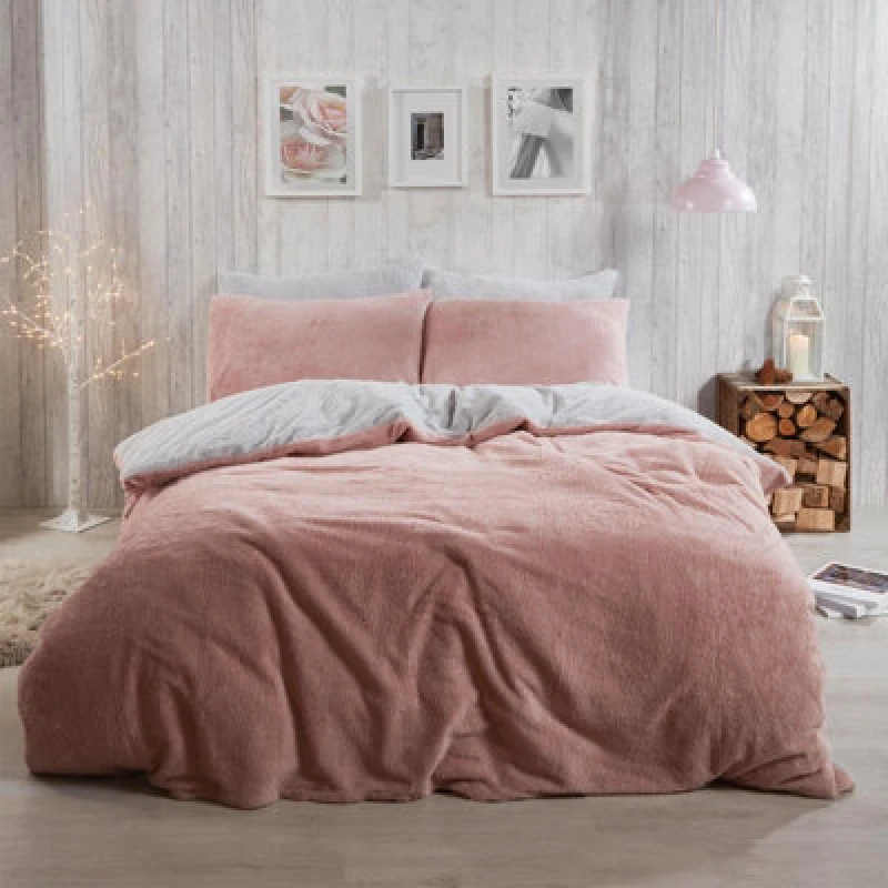Image of OHS OHS Reversible Teddy Duvet Cover with Pillowcase in Light Pink Size: Double Light Pink Double Unisex 5027434006892