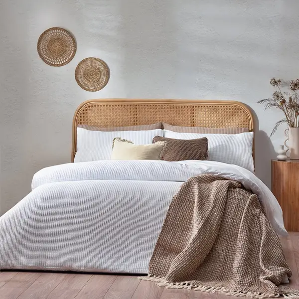 Image of Yard Chunky Waffle 100% Cotton Duvet Cover Set White