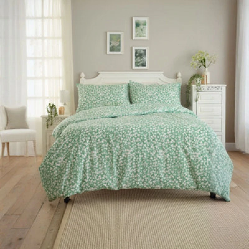 Image of Deyongs Dainty Floral Cotton Duvet Set with Printed Floral Design in Green Size: King Green Unisex King