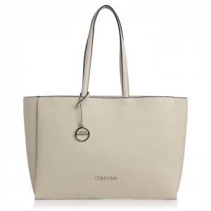 Image of Calvin Klein Sided Tote Bag - LIGHT SAND TD1