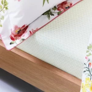 image of Joules Kelmarsh Floral 100% Cotton Fitted Sheet MultiColoured