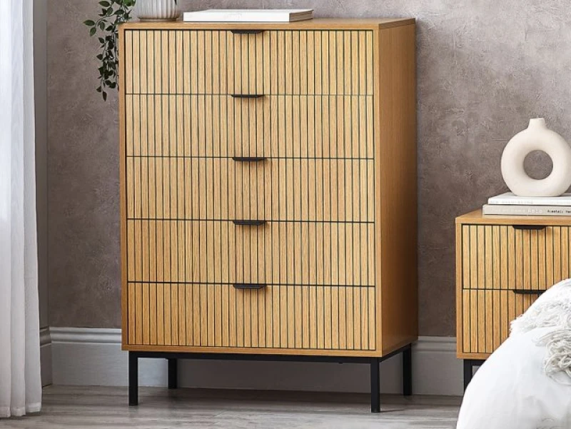 Image of Julian Bowen Sia Oak 5 Drawer Chest of Drawers