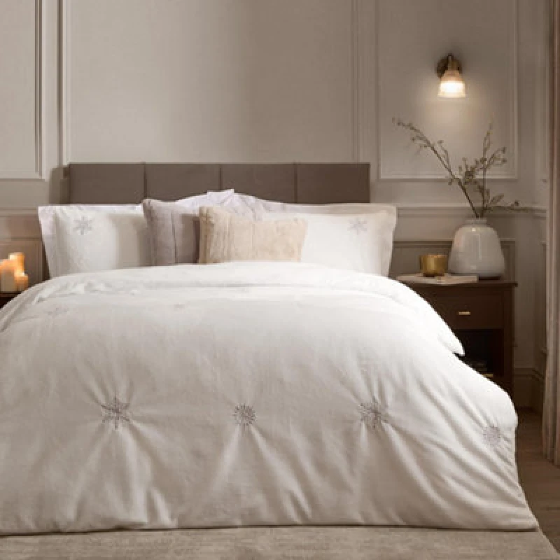 Image of Paoletti Frosted Snowflake Embroidered Fleece Duvet Cover Set, White, Super King