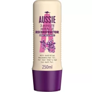 image of Aussie 3 Minute Miracle Reconstructor Vegan Hair Mask 225ml