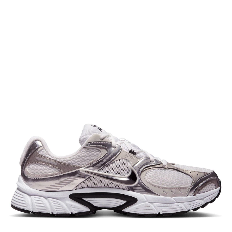 Image of Nike V5 RNR Shoes Mens White/Blk-Grey male 8 (42.5)