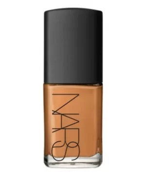 NARS Sheer Glow Foundation Caracas