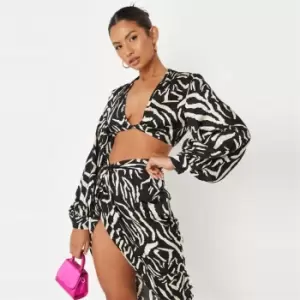 image of Missguided Zebra Twist Front Crop Top Co Ord - Black