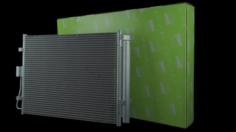 Image of Air conditioning condenser VALEO 814402