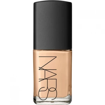 image of Nars Sheer Glow Foundation 30ml - PATAGONIA