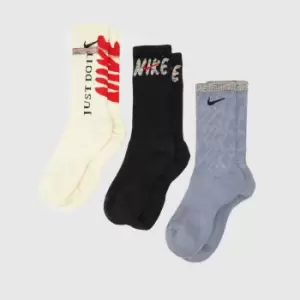 Image of Nike U Nbb Everyday Plus Cushioned Crew Socks 3 Pairs, Multi-Color/White, size: L, Unisex, Socks, DQ9168-902