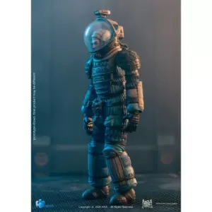 image of HIYA Toys Alien Exquisite Mini 1/18 Scale Figure - Lambert In Spacesuit