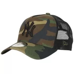 Image of New Era Mlb Clean Trucker New York Yankees, Green Med, Male, Headwear, 11579473