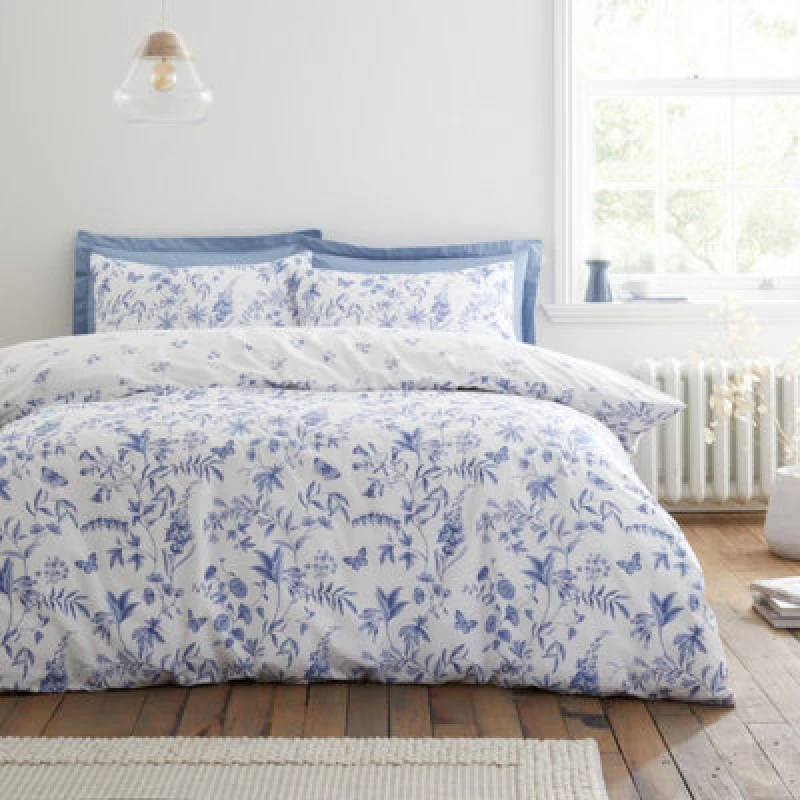 Image of Bianca 'Thea Floral' 200 Thread Count Cotton Reversible Duvet Cover Set in Blue Size: Super King Blue Unisex Super King