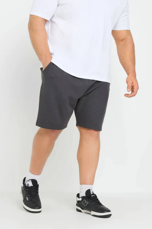 Image of BadRhino BadRhino Men Diamond Quilted Jogger Shorts in Grey Size: X-Large Grey 1XL Male 5063589042316