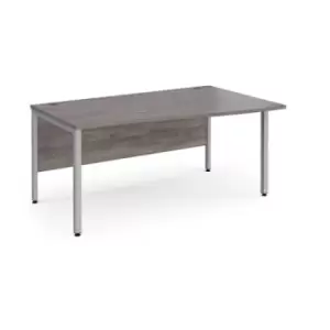 image of Maestro 25 right hand wave desk 1600mm wide - silver bench leg frame and grey oak top