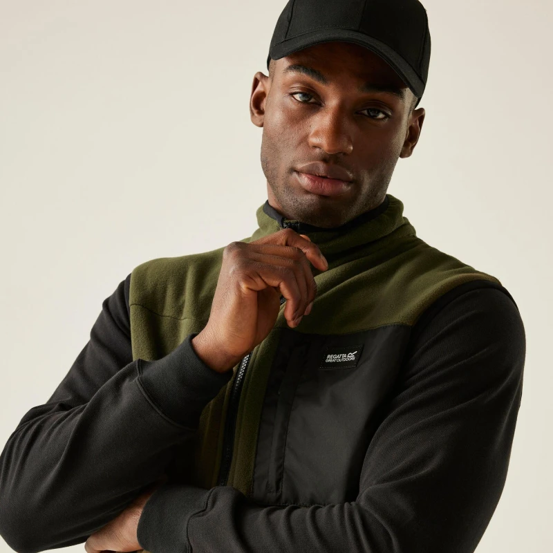 Image of Regatta Regatta Men 'Frankie' Fleece Bodywarmer in Green Size: 4X-Large Green 4XL Male 5063019892238