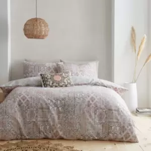 Image of Pineapple Elephant Iniko 100% Cotton Duvet Cover and Pillowcase Set Natural