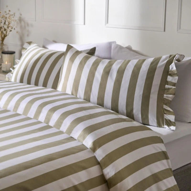 Image of OHS OHS Frill Duvet Cover Bedding Set Pillowcase Stripe Quilt Luxury in Pale Green Size: Double Pale Green Double Unisex 5027434207855
