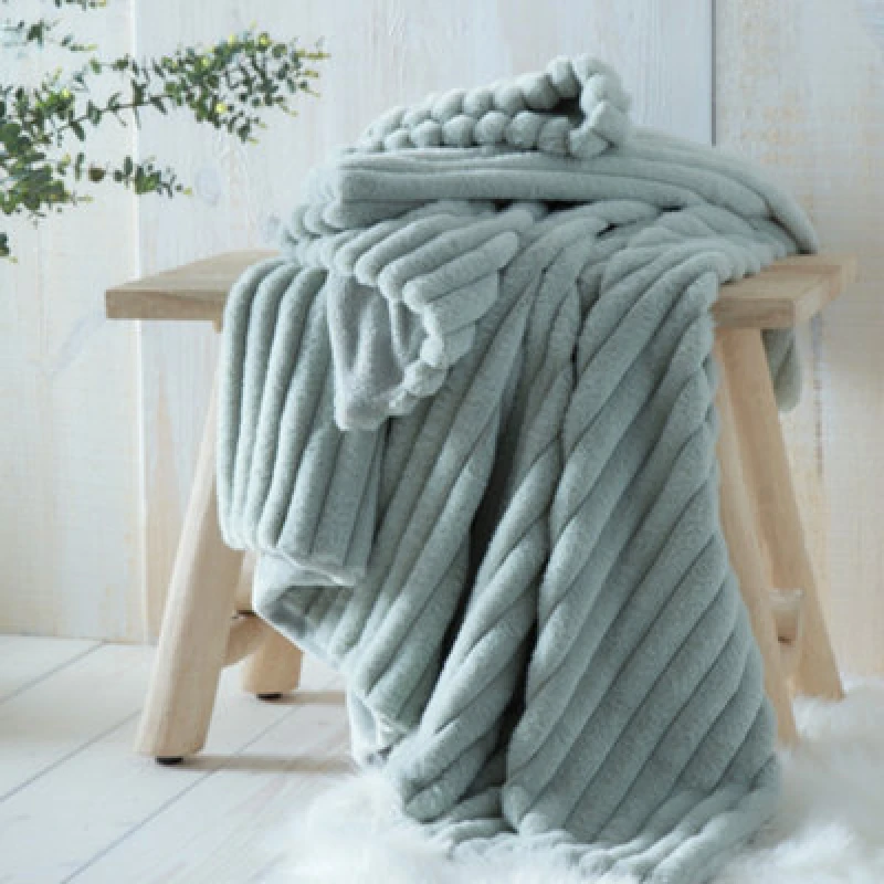 Image of Appletree Morritz Super Soft Green Faux Fur Throw