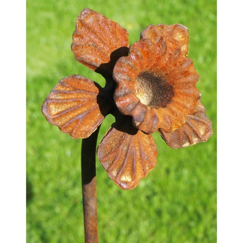 Image of Poppy Forge Pack of 3 Daffodil Feature Plant Pin 5ft - Steel - H154.2cm - BM/RtR in Brown Brown Unisex