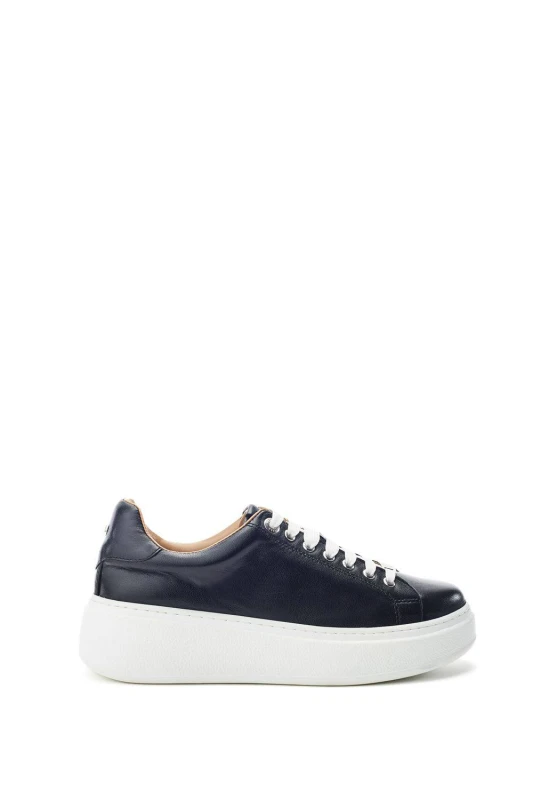 Image of Moda In Pelle Womens Cherrie' Leather Trainers in Black Size: 6 Black Female 6