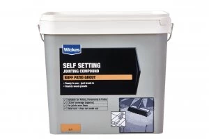 image of Wickes Self Setting Patio Grout - Buff 15KG