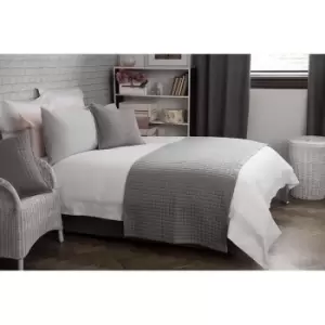 Image of Belledorm Crompton Quilted Bed Runner (One Size) (Grey) - Grey