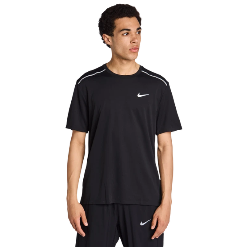 Image of Nike Miler|Miler Men T-Shirts - Black - Size L - Poly Jersey