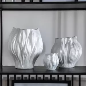 Image of Gallery Interiors Florence Vase White / Medium