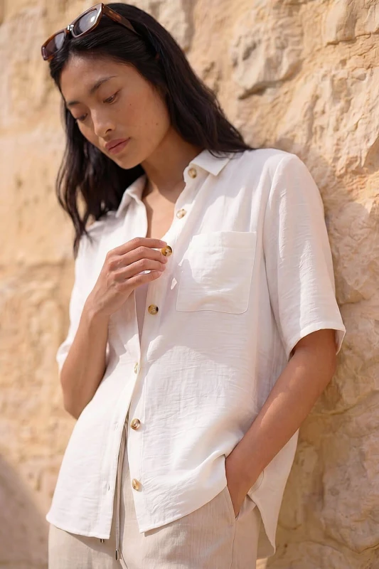Image of Roman Womens Petite Button Up Pocket Shirt in White Size: 12 White Female 12