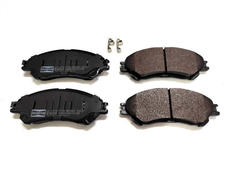 Image of Brake pad set CHAMPION 573777CH