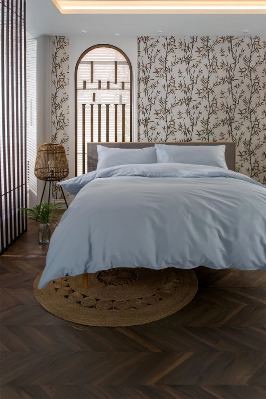 Image of The Lyndon Company The Lyndon Company Luxury 100% Cotton 200 Thread Count Duvet Cover Set in Light Blue Size: Single Light Blue Single Unisex 505499
