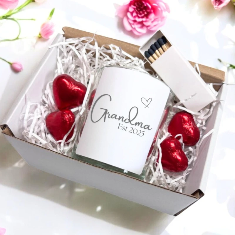 Image of Aye Do Gifts Grandma Est. 2025 Candle Gift Set |