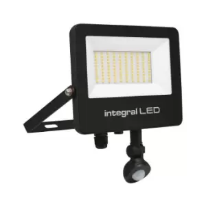 image of Integral LED Lighting - Integral Super Slim 2 Floodlight IP67 7000LM 70W 4000K pir 120° Non Dimmable 100LM/W Black